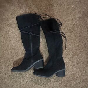Black Knee-High Women's Boots